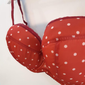 Podprsenka COMEXIM LUCIE PLUNGE RED POLKA DOT