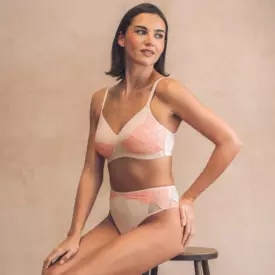 RO1464BLH/CRL_ROYCE ANYA MOULDED T-SHIRT COMFORT BRA BLUSH CORAL
